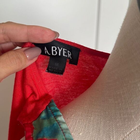 A. Byer Floral Top - Picture 4 of 6